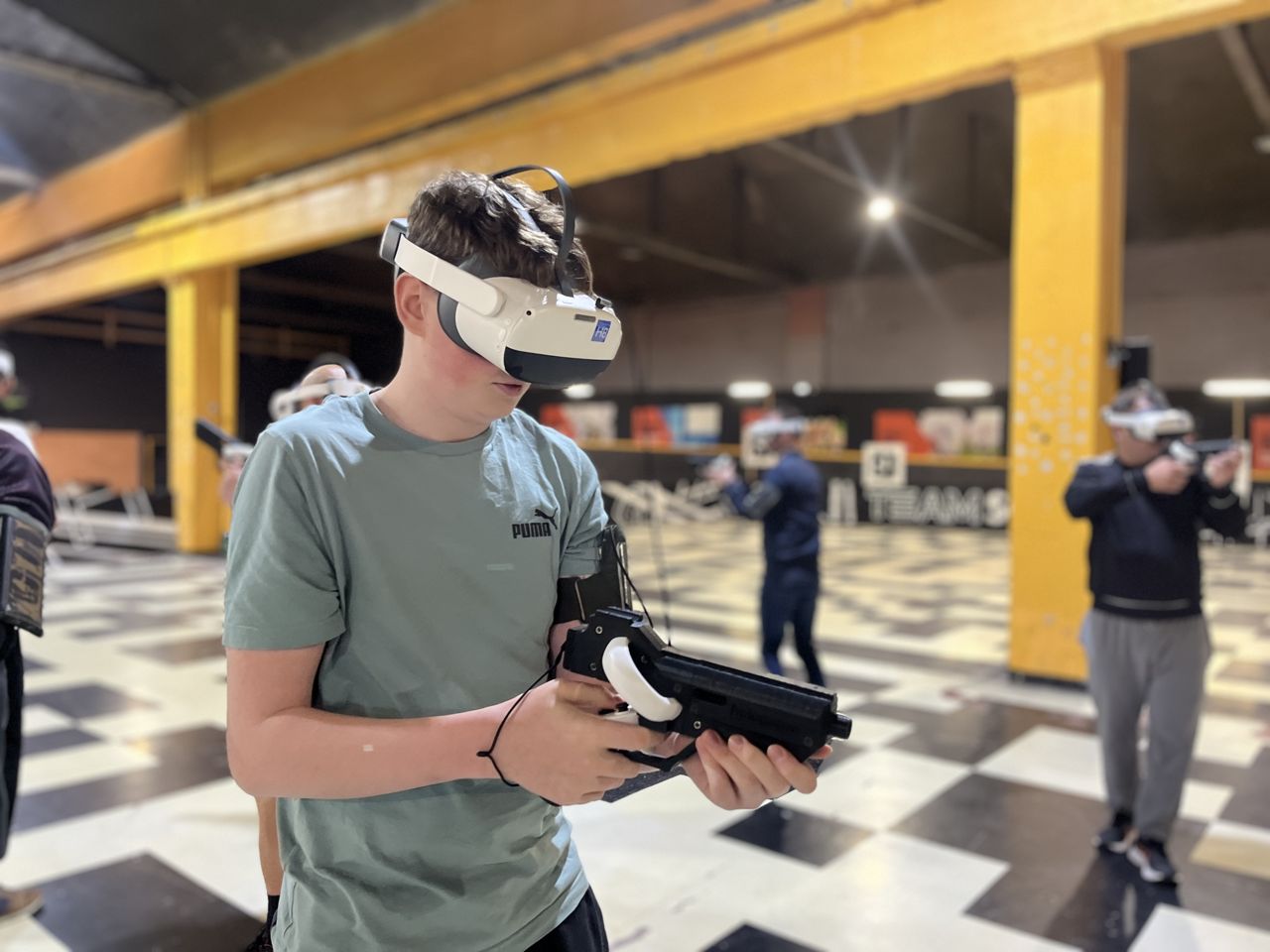 Réalité virtuelle dans les Hauts-de-France : combien ça coûte ? Tarifs et formules 2026